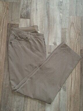 CHICO'S TAUPE ANKLE PANTS SZ 2.5 (14)